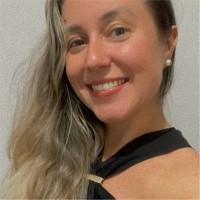 Janine Oliveira