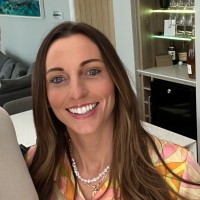 Faye Knowles