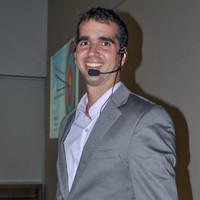Yang Mendes