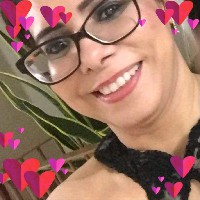 Claudia Regina Mendes Chaves  de Abreu