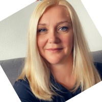 Suzanne Bergmans