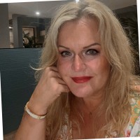 Melinda Lydon