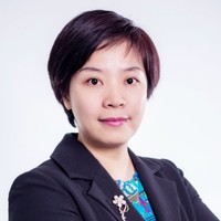 何小英