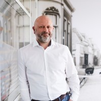 Richard Van Halen Bsc, Ba, Mba