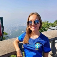 Aline Mello