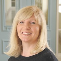 Caroline Dixon
