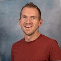 Dennis Bos