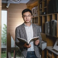 Yunhui Yang