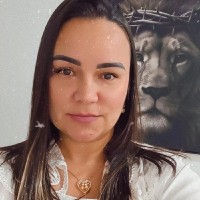 Francine Marques Araujo