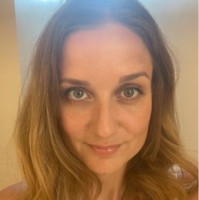 Laura Snell