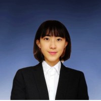 Yee Yung Li