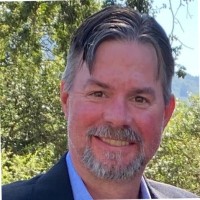 Eric J Smith