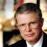 R. Robert (Bob) Speaks