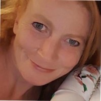 Traci Hull