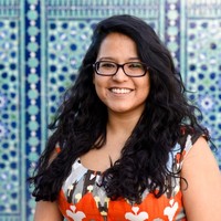 Laura Flores-Dixit