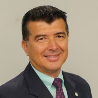 Carlos Menendez, Arm