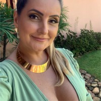 Amanda Menezes