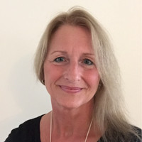 Annette Decker
