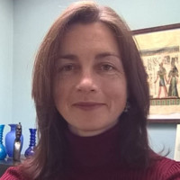 Dr Sarah Stuart