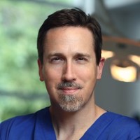 Dr. Peter Bray, MD, MSc, FRCS