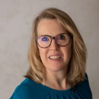 Michelle King, Cpcu