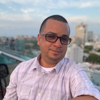 Robert Isaac Fernandez