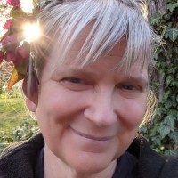 gloria sharp