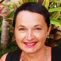 Christelle Luend