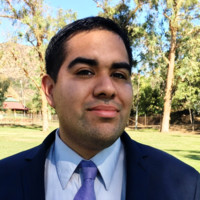 Adrian Ayala,Eit