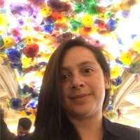 Gloria Flores