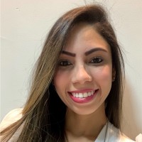 Larissa Oliveira