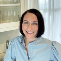 Dana Eckstrom