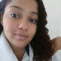 Ana Beatriz Oliveira