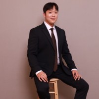 최형욱