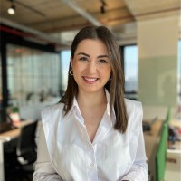 ESRA YÜRÜK