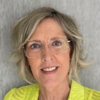 Linda Van Dam
