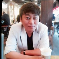 Seong Jin Lee