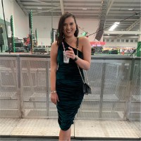 Abi Holmes