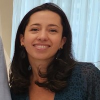 Nivia Gomes