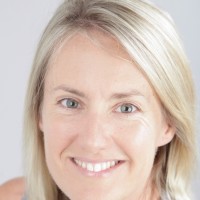 Angela Izzard