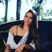 Hellen Flávia