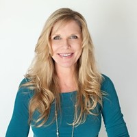 Linda Starr-Kerns