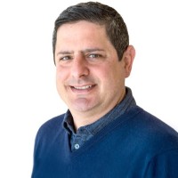 Gary Coraggio