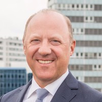 Dr. Frank Lebsanft