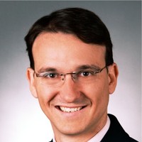 Dr. Leandro Cravero