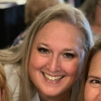 Julie Lyon
