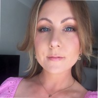 Tara Evans
