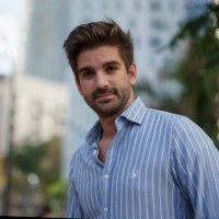 Alex Frías Clave