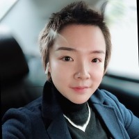 Angela Jiangtongzi Zeng