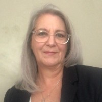 Julie Bounds